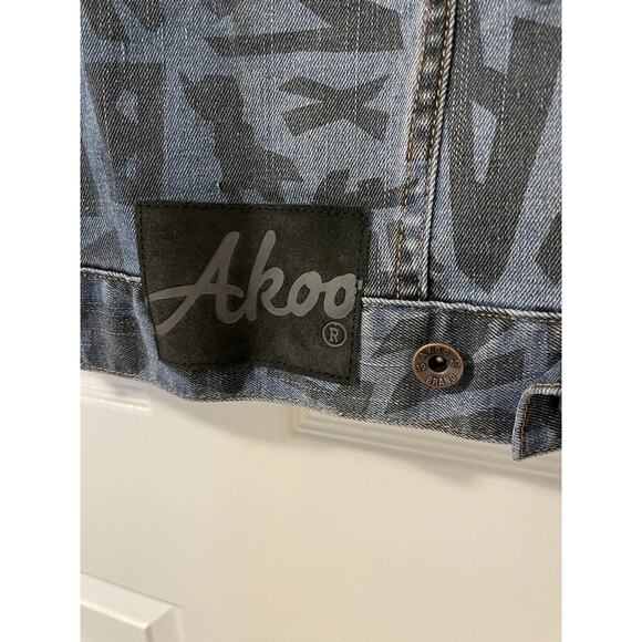 AKOO Men’s Size M Denim Jean Jacket Distressed Streetwear Urban Style - Picture 7 of 15
